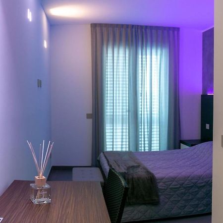 Brigante Suites Misano Adriatico Zewnętrze zdjęcie